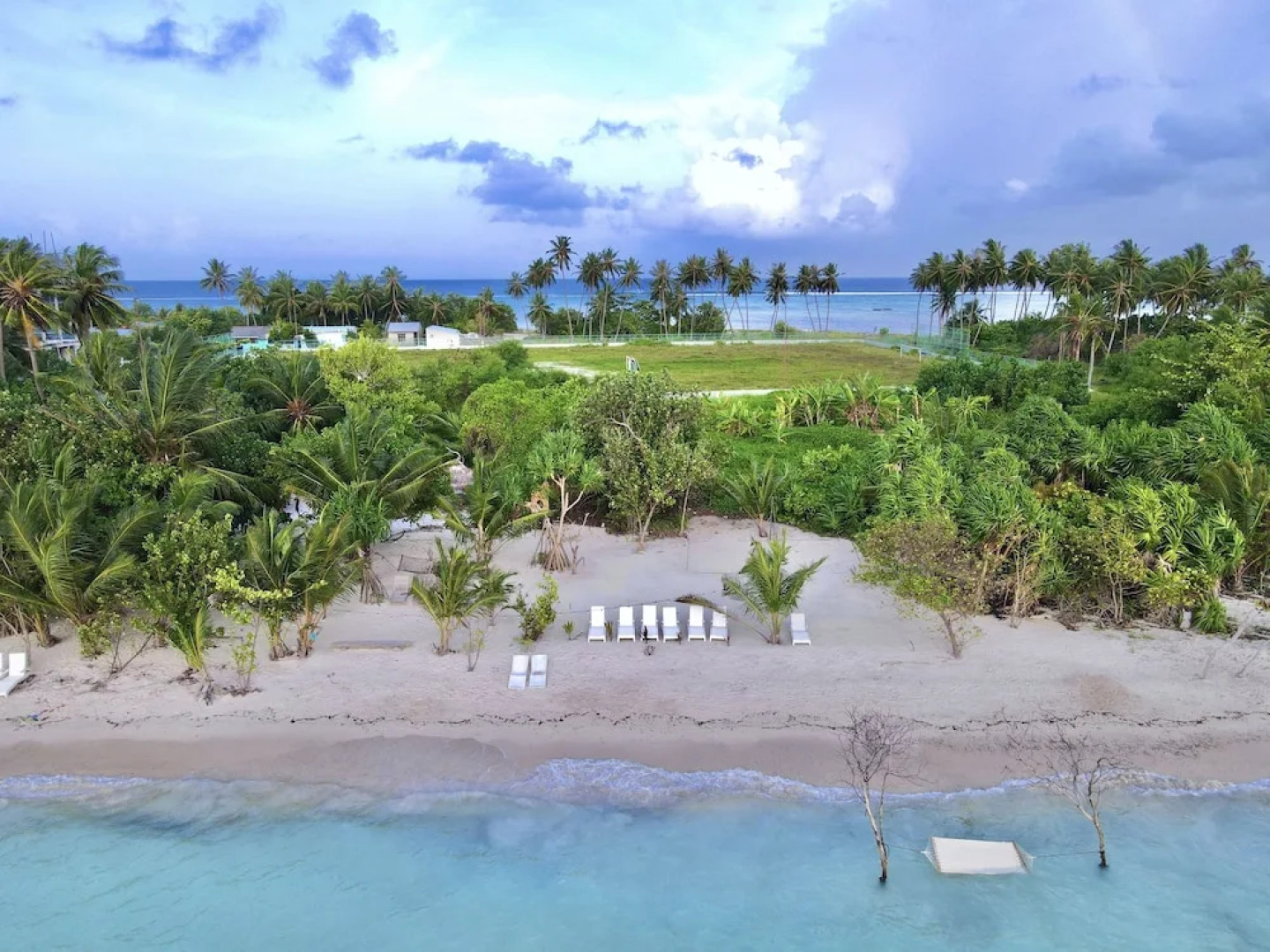 Dhiffushi Inn