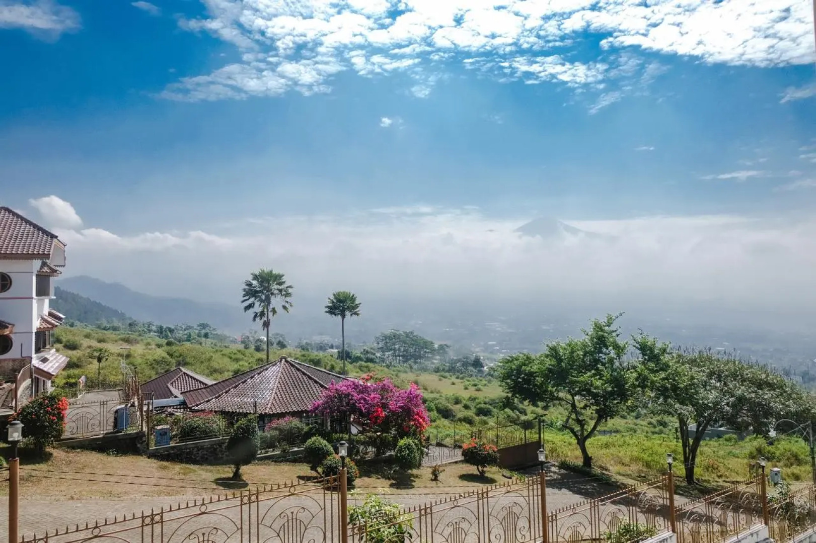 OYO 1194 Villa Bukit Panderman Residence