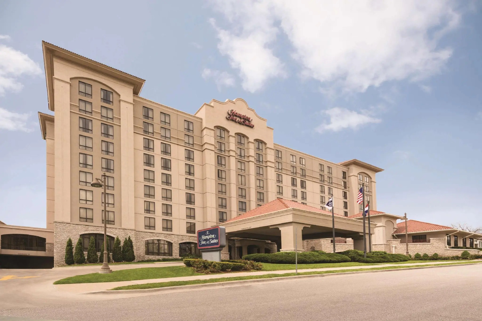 Hampton Inn & Suites Kansas City-Country Club Plaza