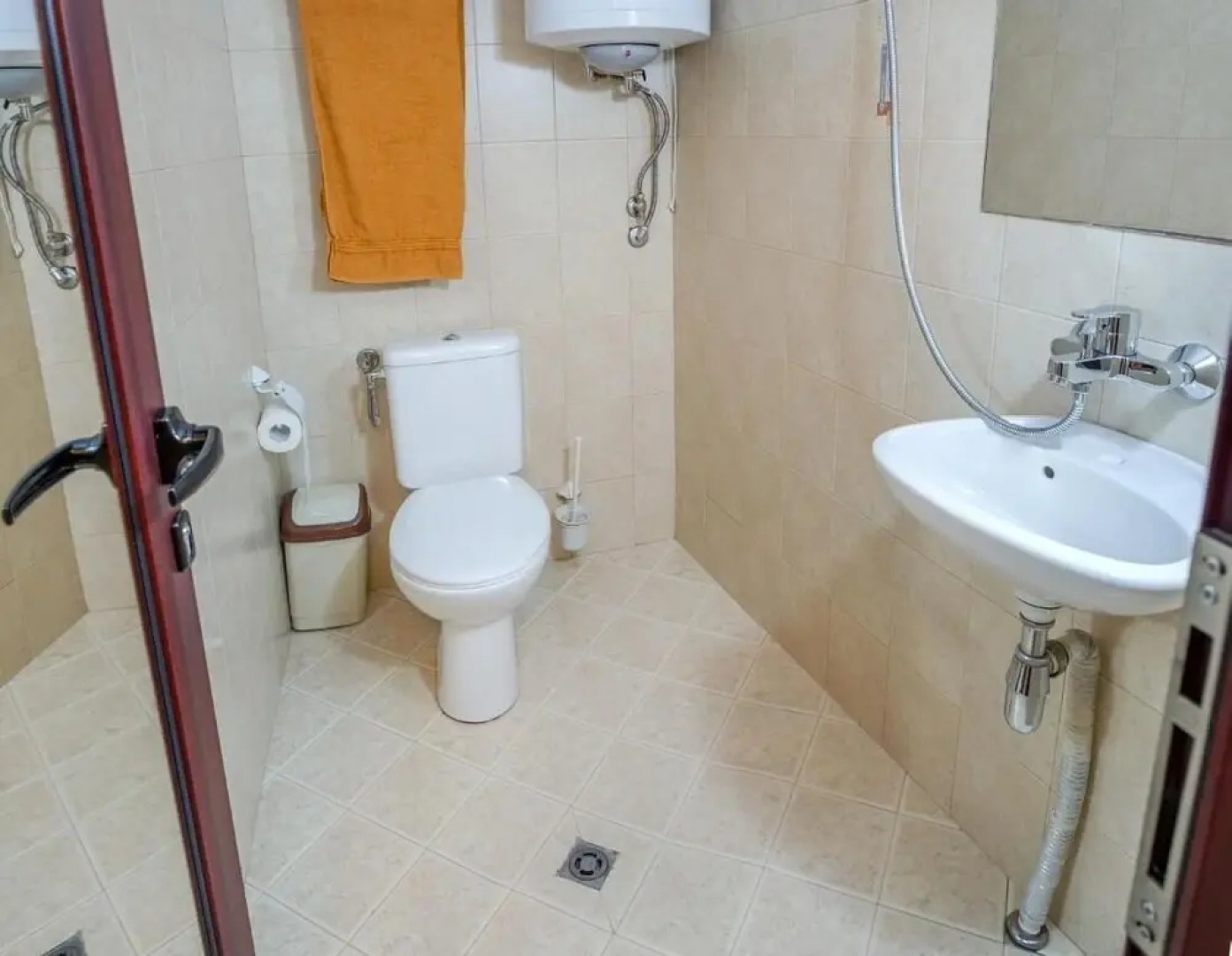 Room-charming Guest Room in Historic Vel