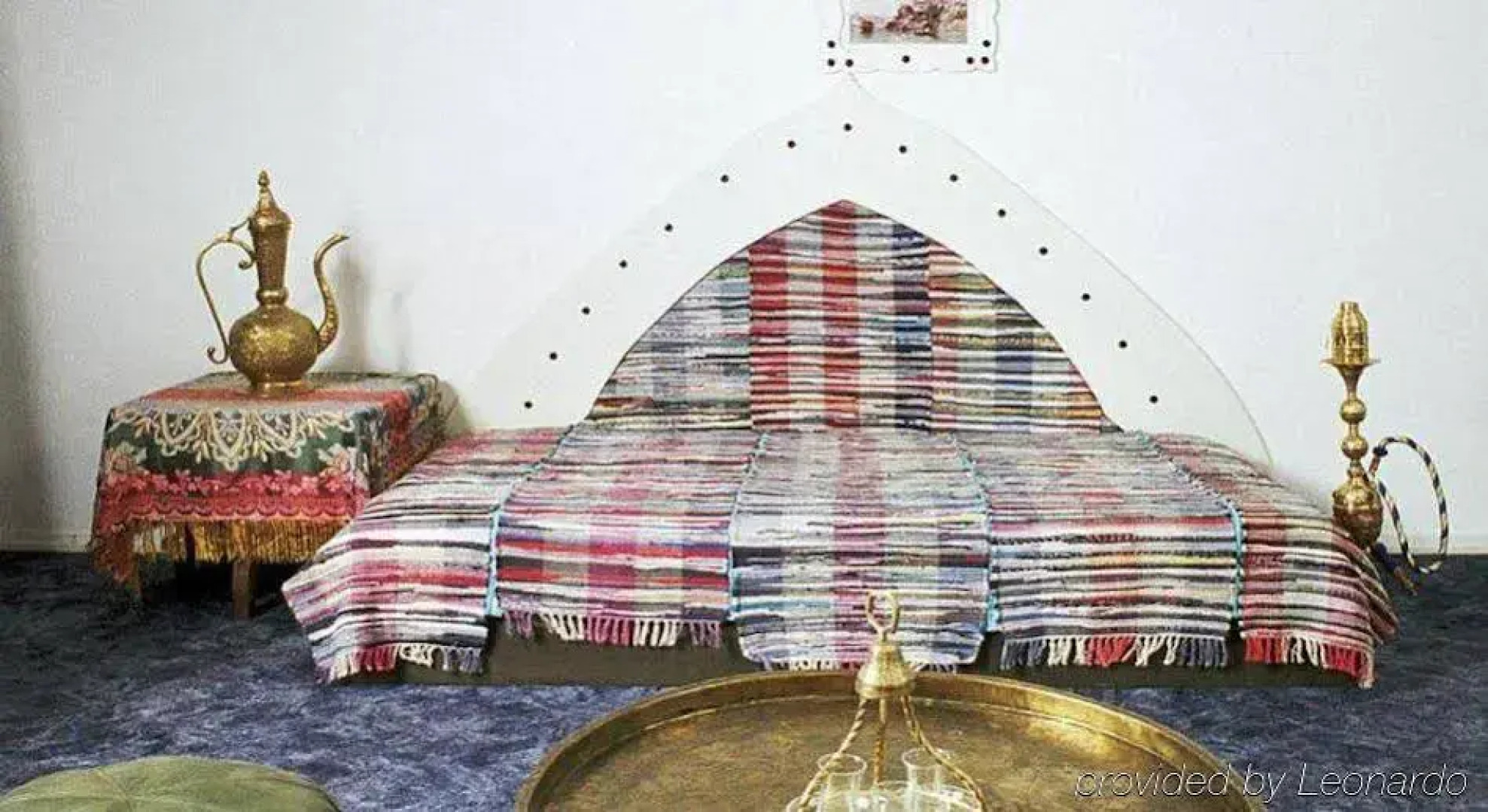 Hotel Trivia Antique