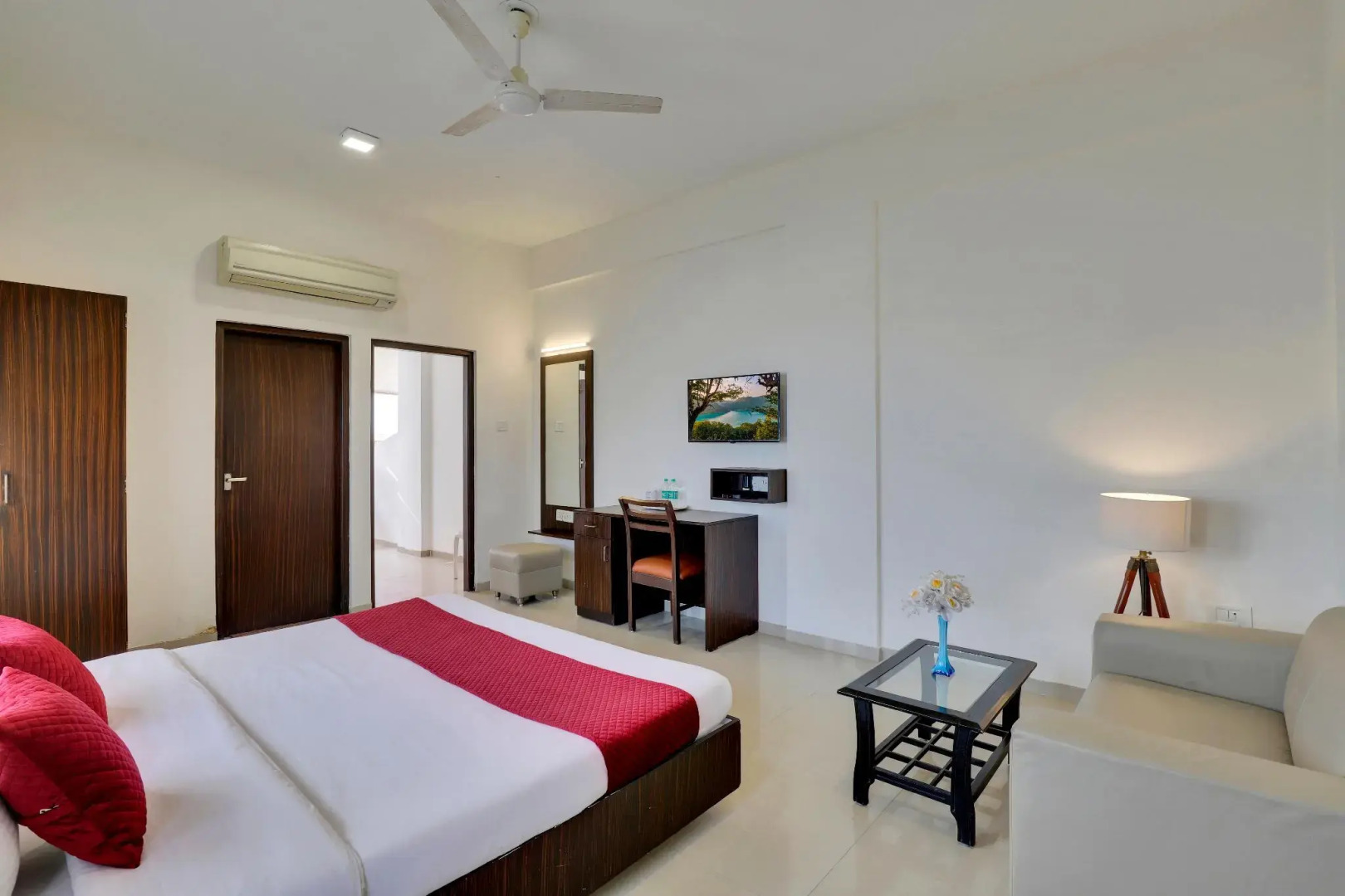 Goverdhan Greens Resort Dwarka