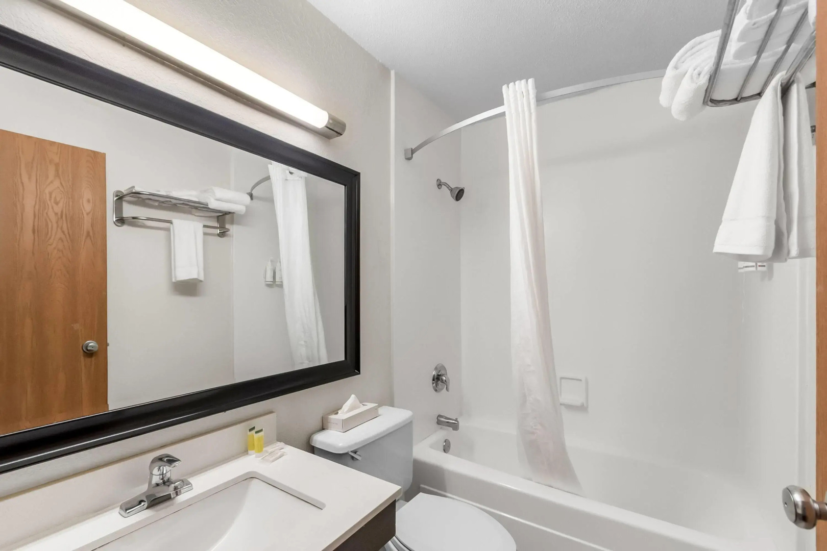 Super 8 by Wyndham Dumfries/Quantico