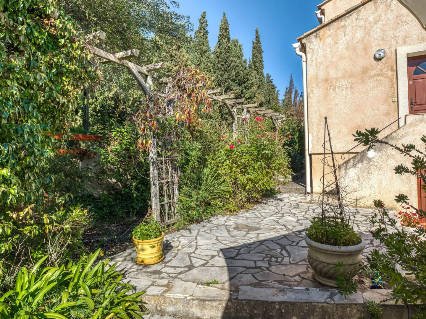 Delightful Villa in Montouliers with Private Swimming Pool