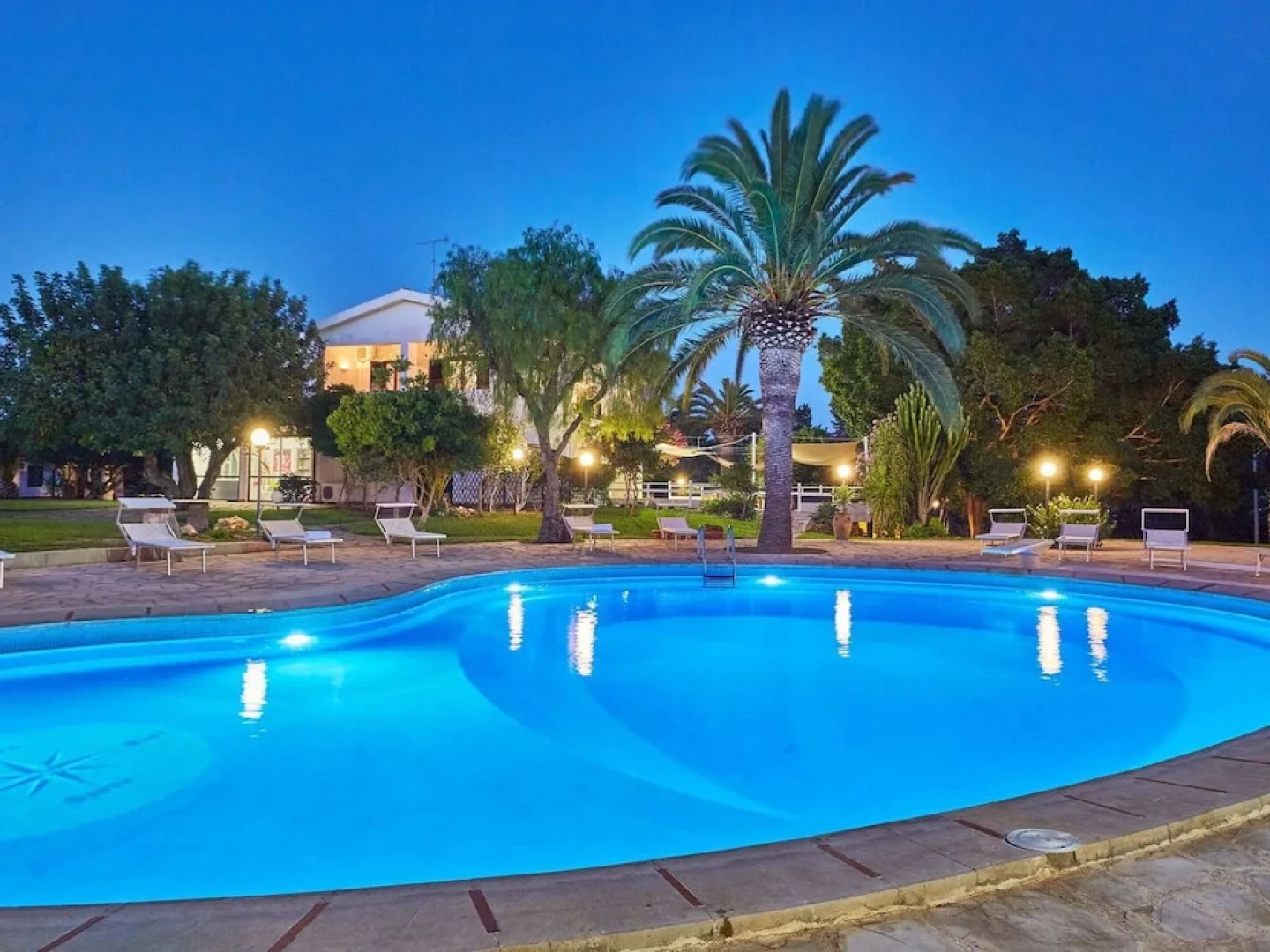 Villa in Pozzallo Near Sandy Beaches