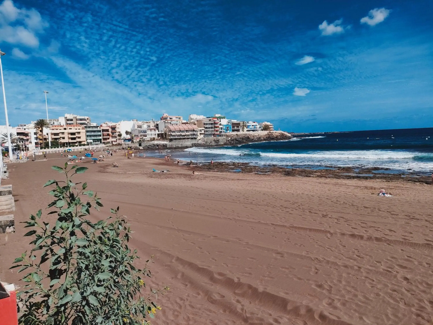 Front line beach with fantastic terrace.