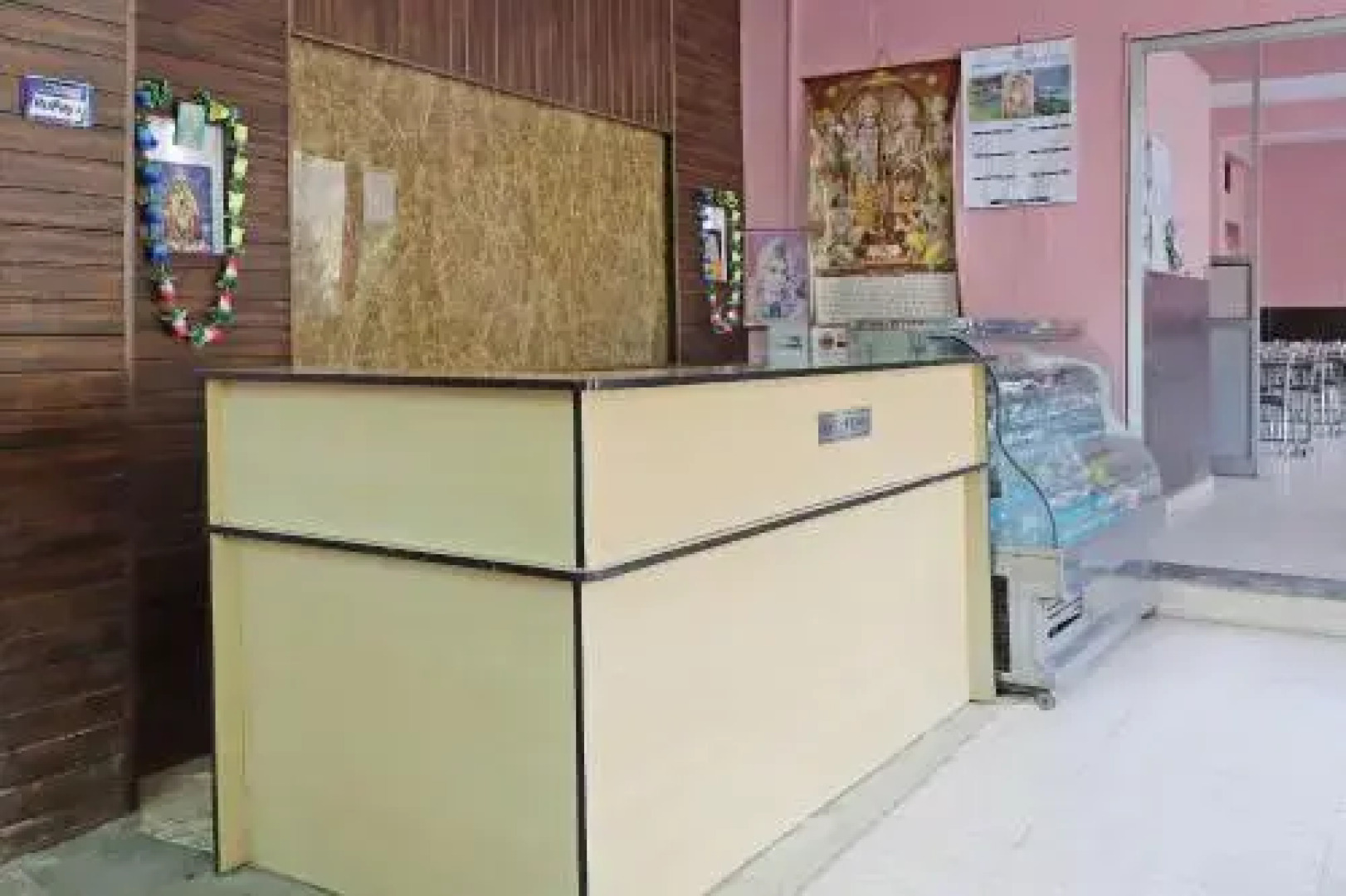 Oyo 24737 Shaivy Homestay And Saini Bhojnalay