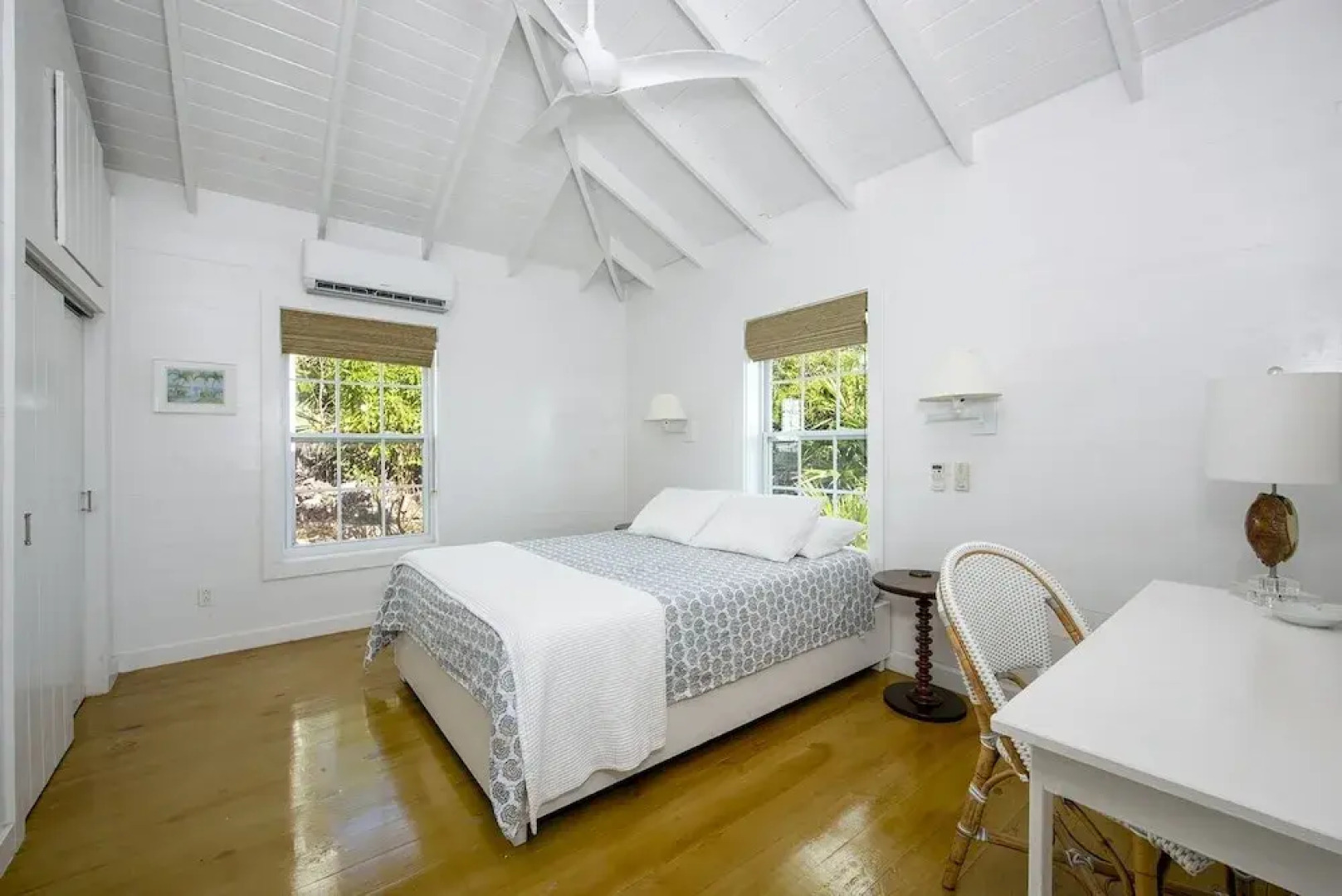 Palm Bluff 2 Bedroom Cottage