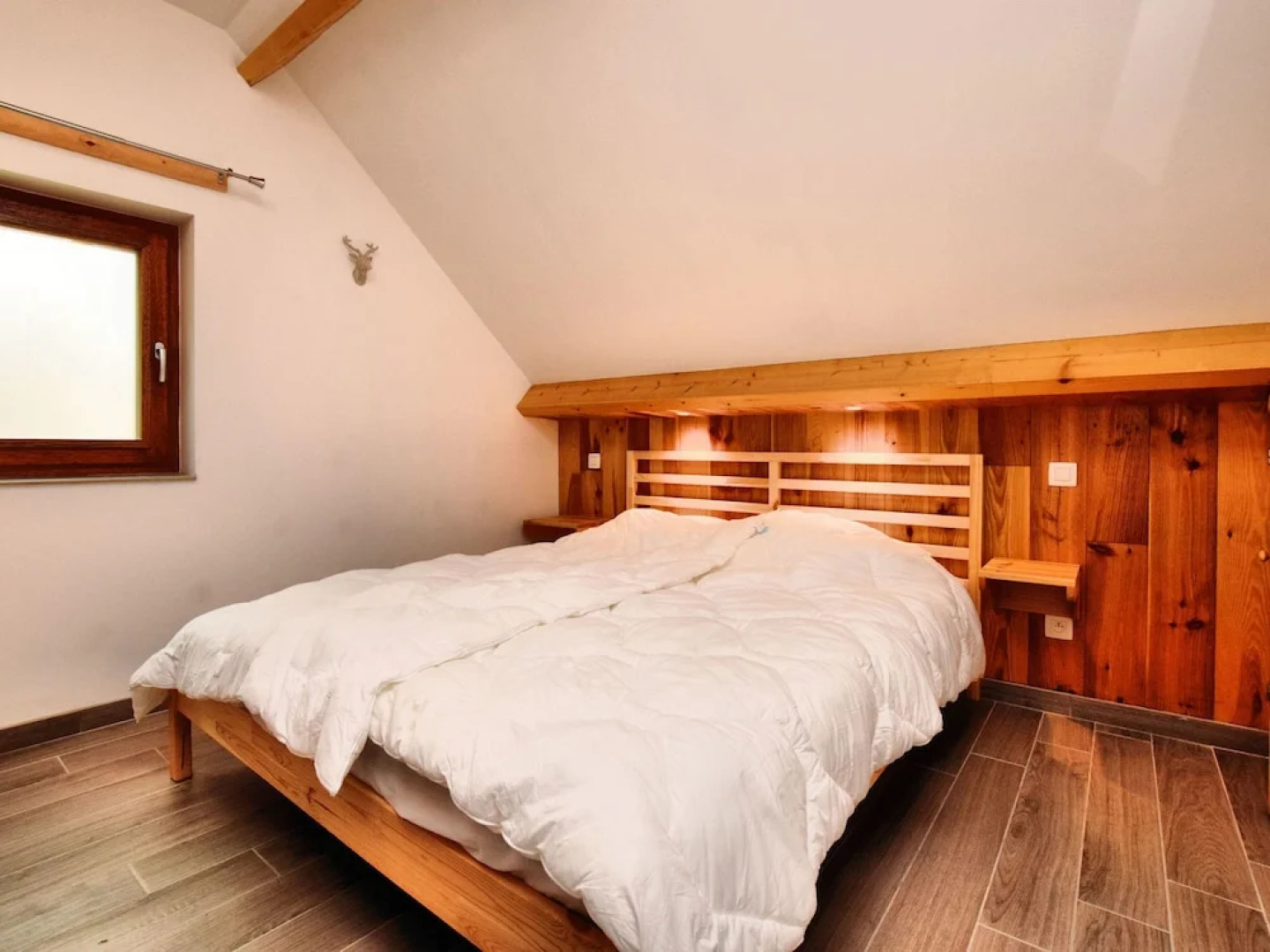 Luxurious Holiday Home in Beauraing with Sauna