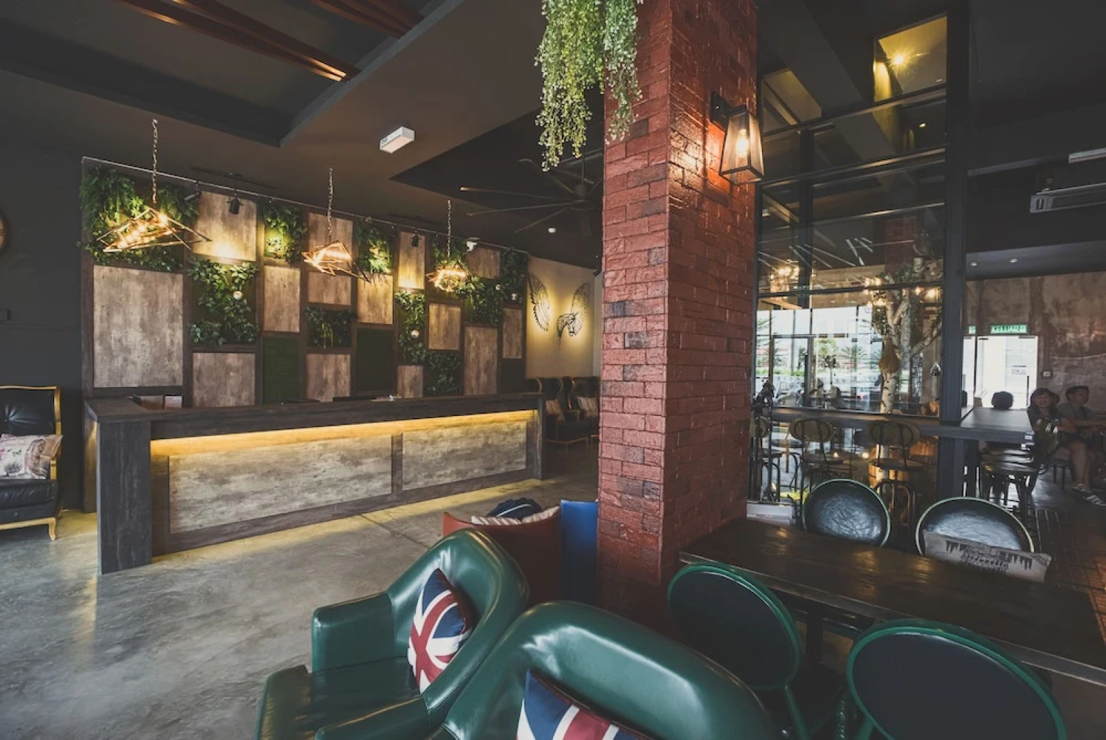 V3 Hotel & Residence Seri Alam