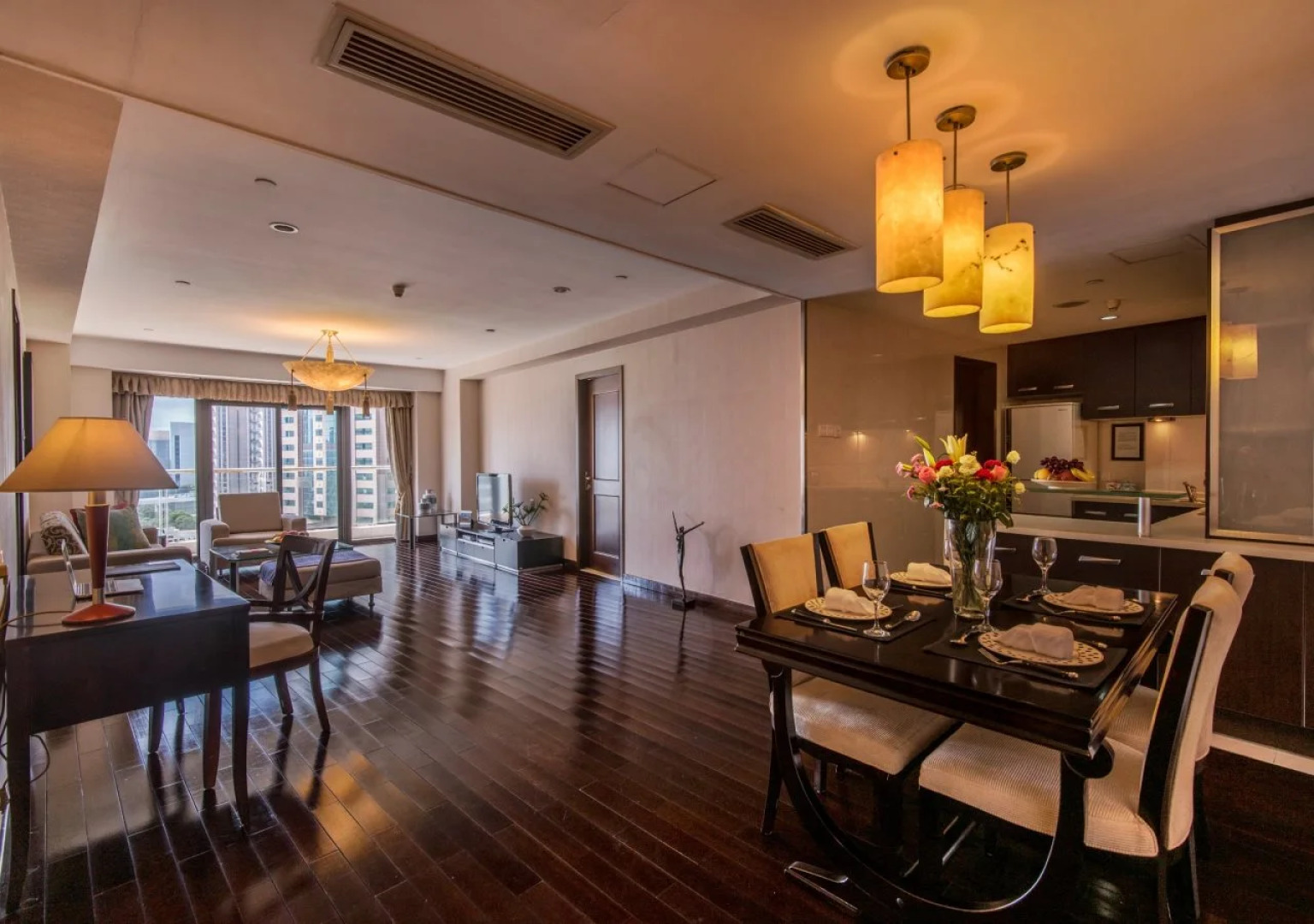 CM Plus Service Apartment Shenzhen Taige