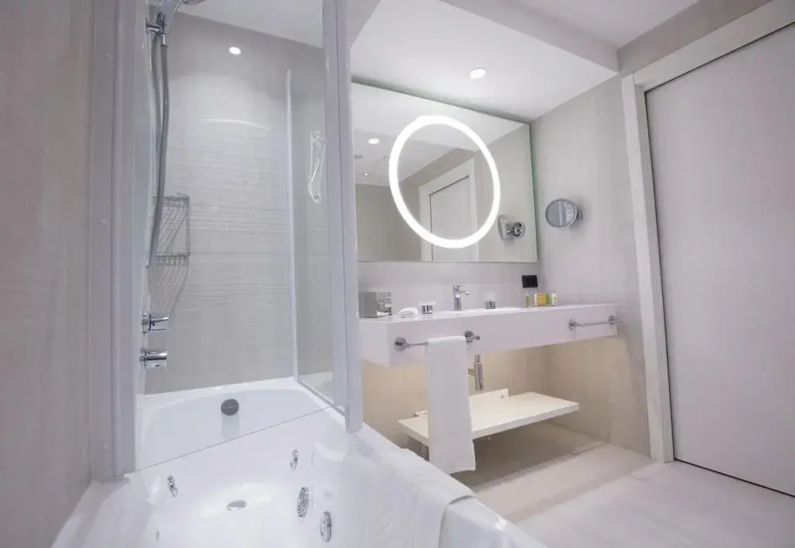 Doubletree by Hilton Pointe-Noire