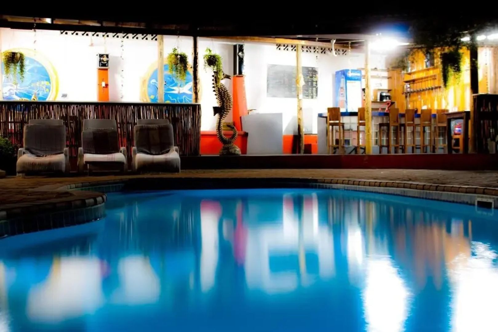 Waves Lodge