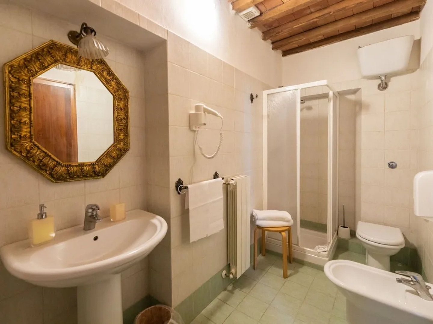 Modern Farmhouse in Rapolano Terme With Swimming Pool