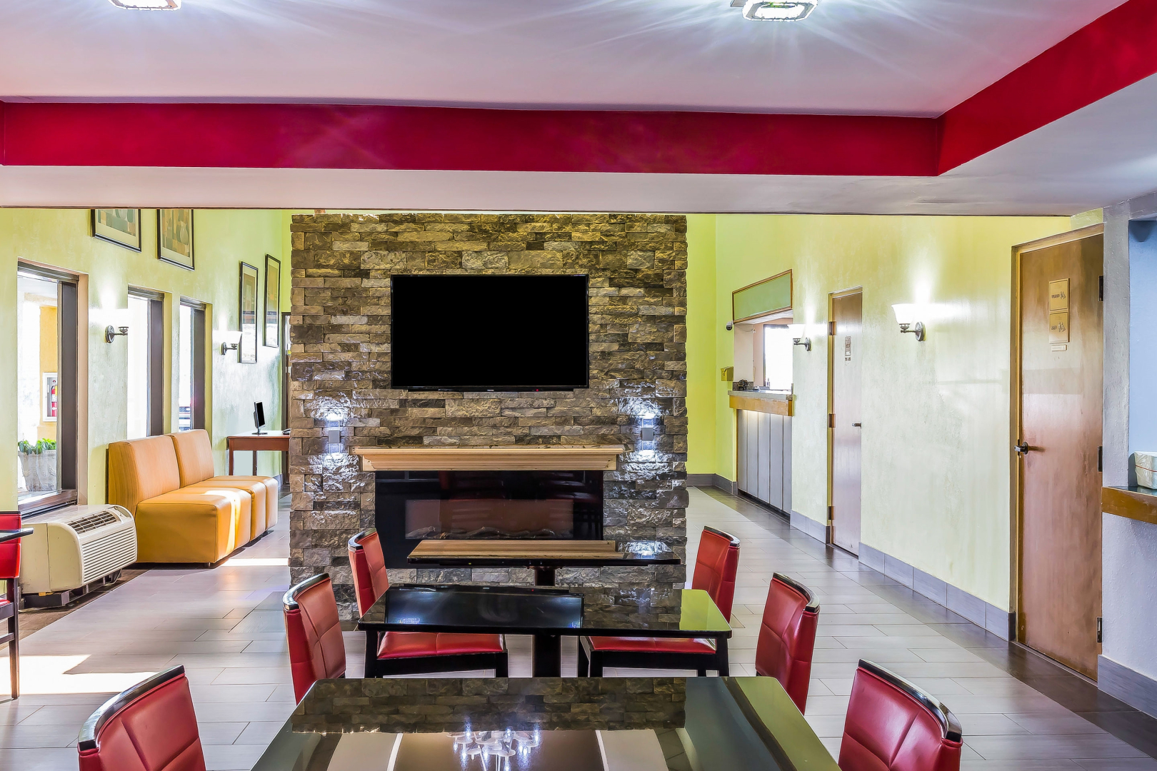 Quality Inn Crossville Near Cumberland Mountain State Park