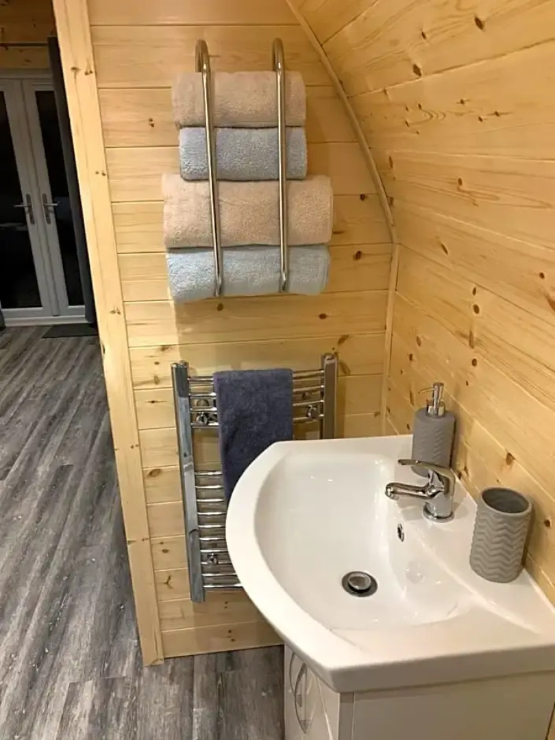 The Highland Hideaway Pod