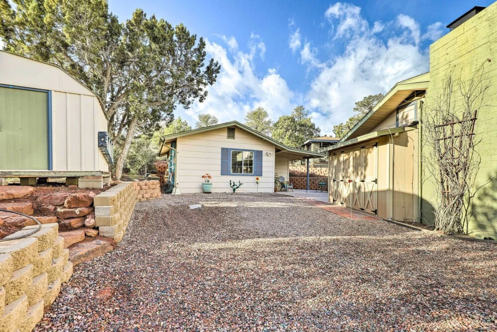 Gazebo & Fire Pit: Pet-friendly Payson Home!