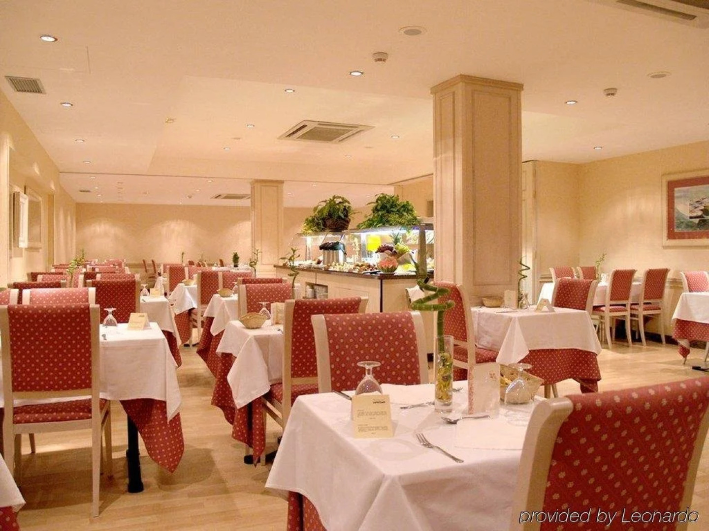 Отель Sunotel Aston