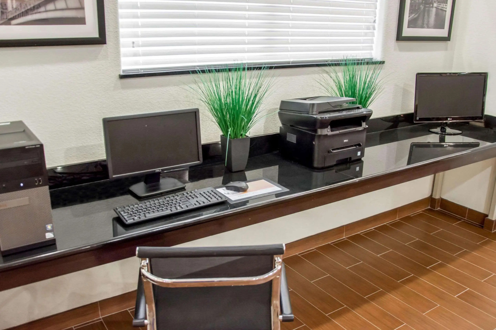 Sleep Inn & Suites Center