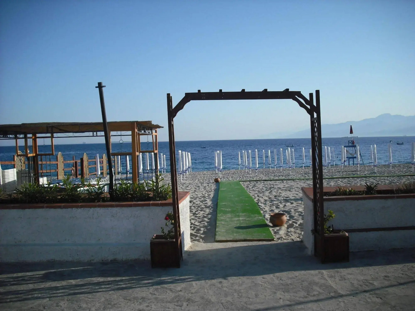 Regent Beach Hotel & Apartments