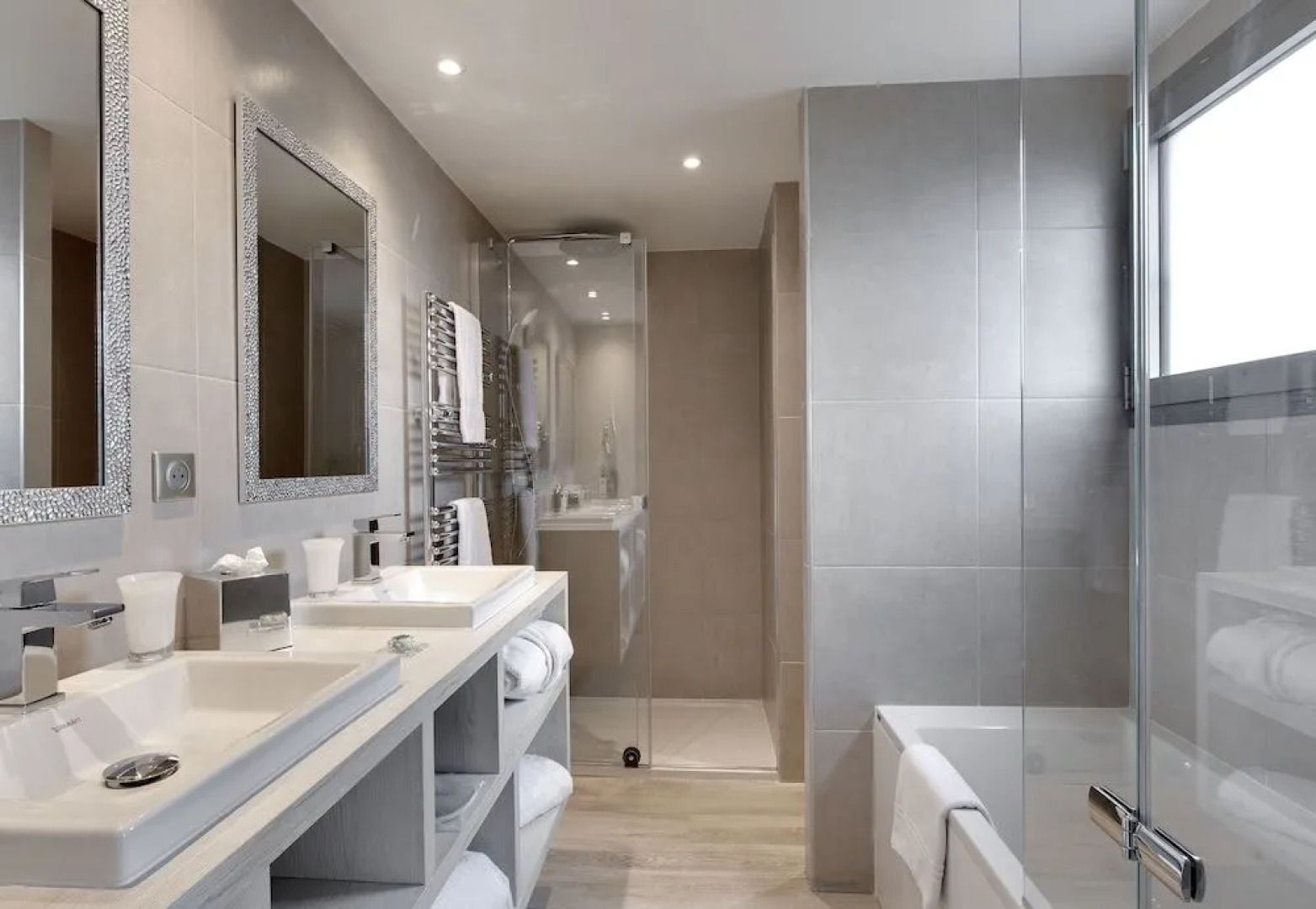 Inter-Hotel Le Domaine Du Jas