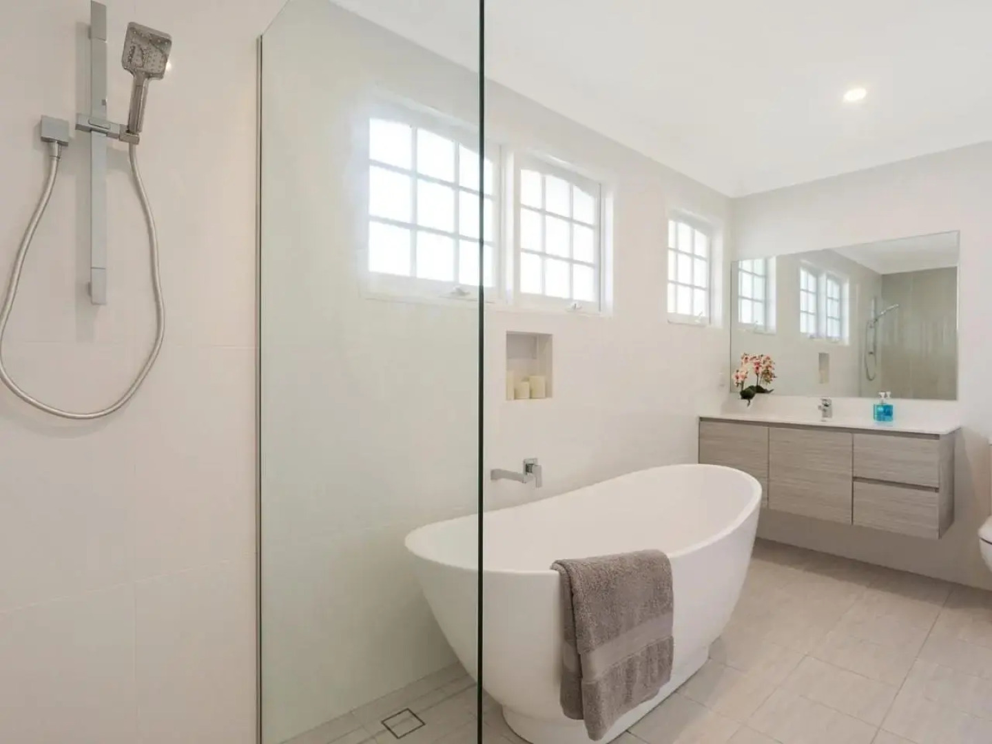 31 McMillan Crescent