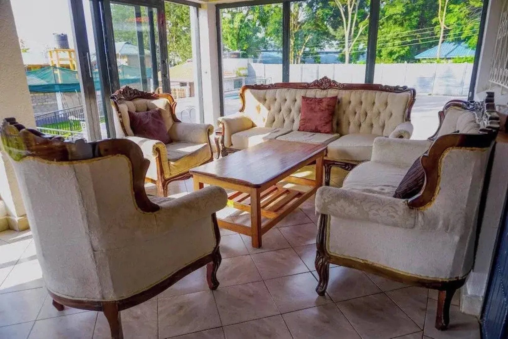 4 Tee's Hotel Rongai