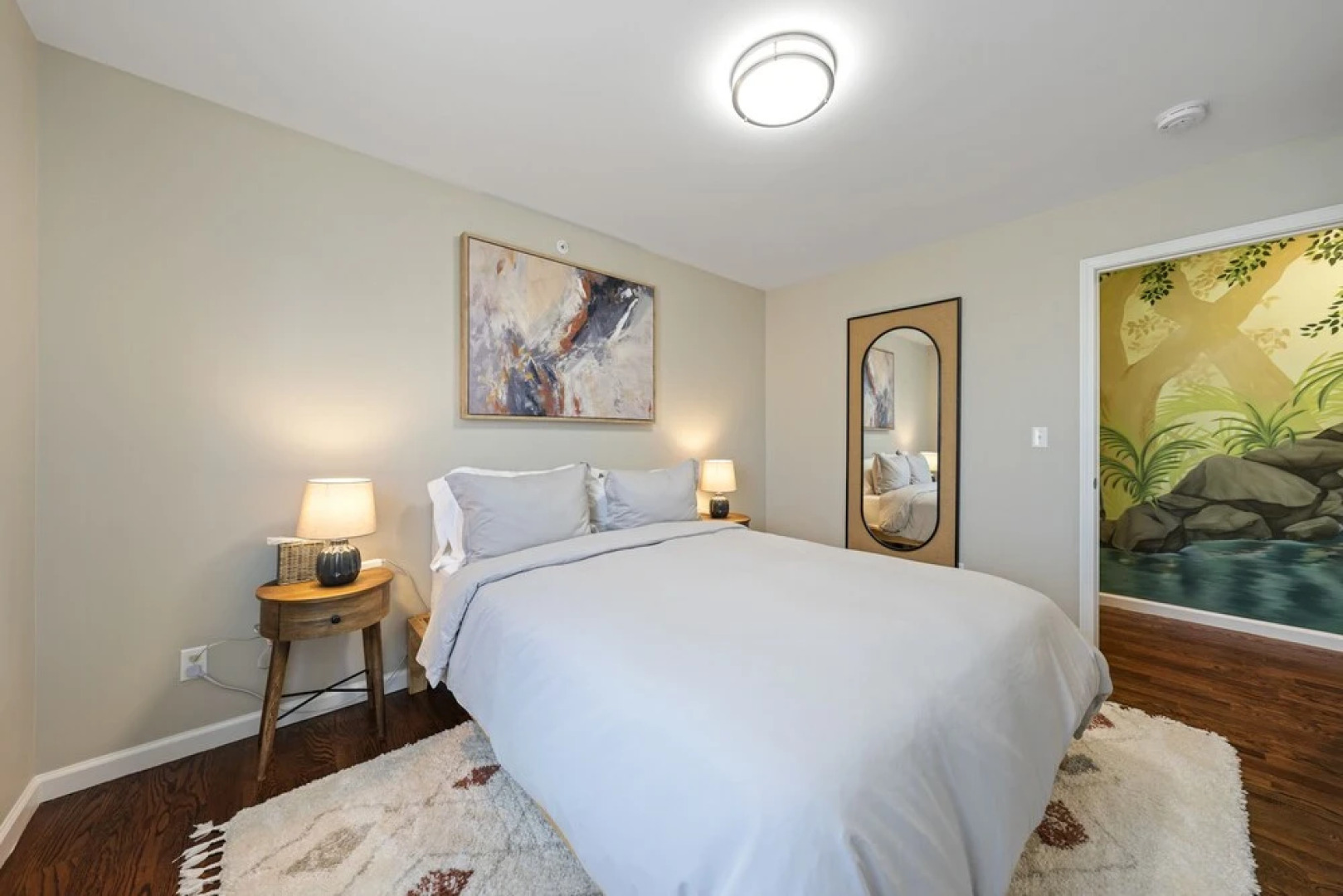 Simon Stays - Thai Oasis