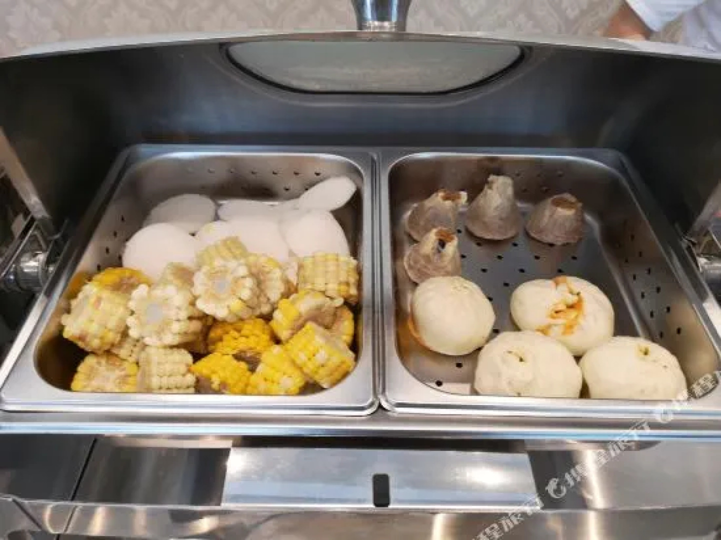 M+ • Jinfeng| Design•LakebeamStream Design Hotel ( University High-speed Railway Station Branch)