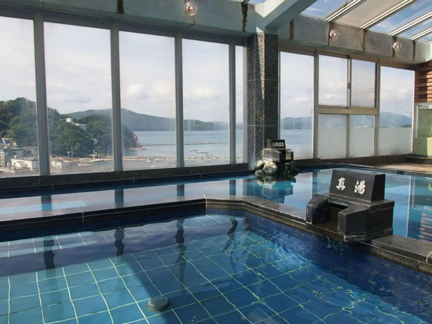 Toushijima Onsen Suzunami