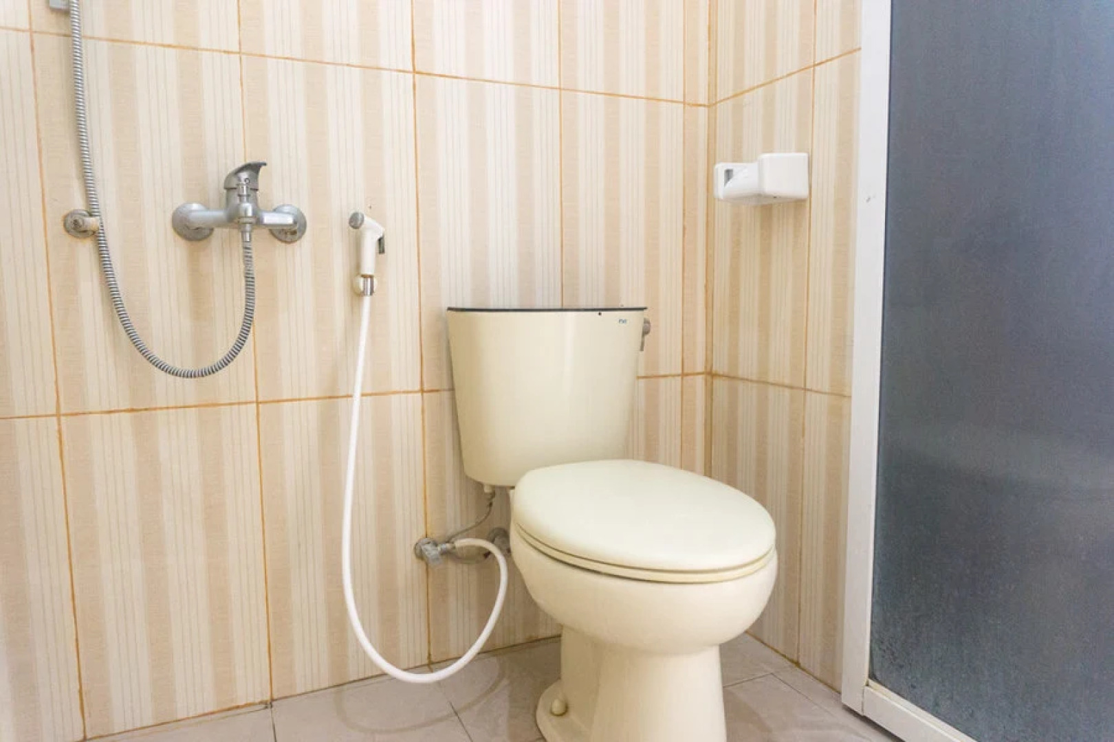 RedDoorz Syariah @ Garuda Street Sumbawa