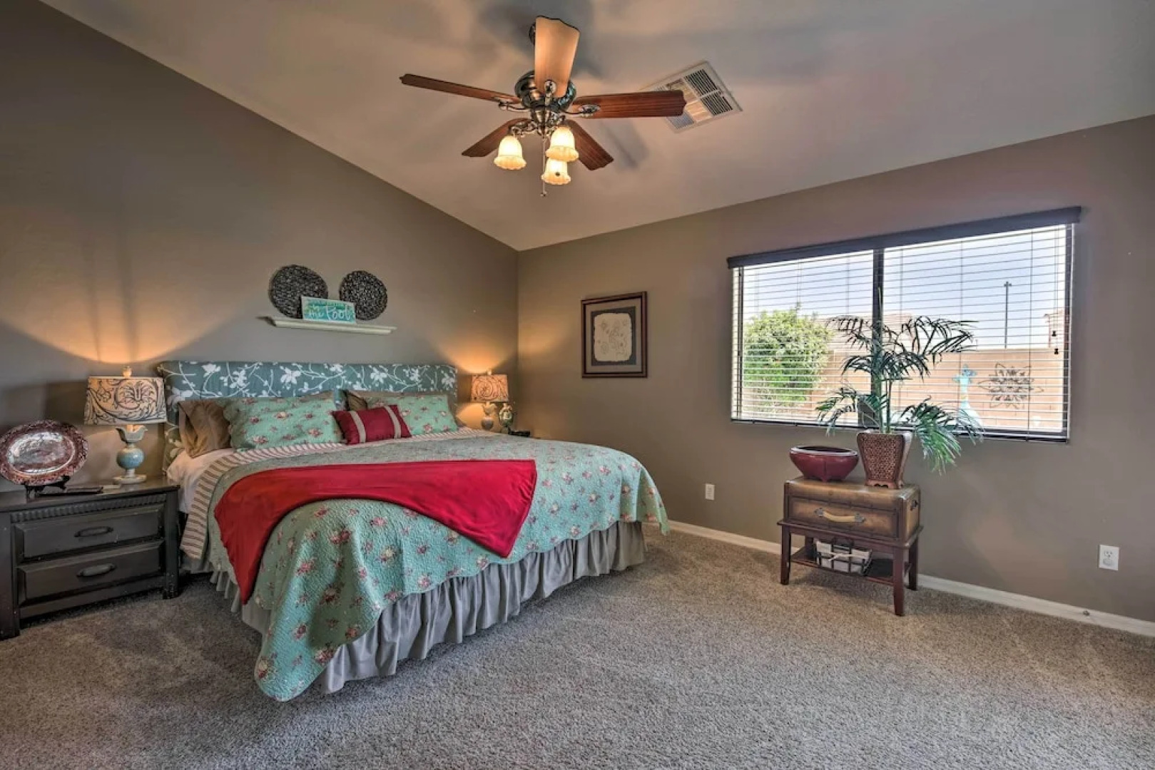 Buckeye Home w/ Pool, Putting Green & Sun Porch!