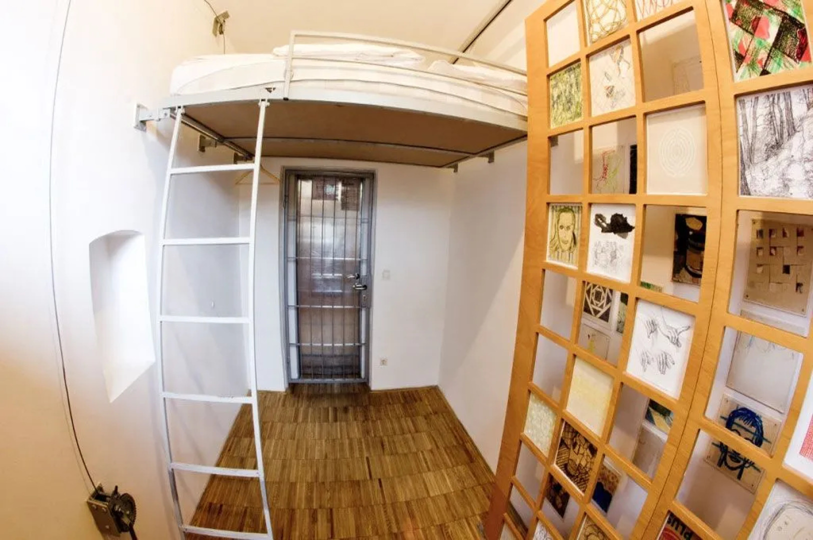 Hostel Javni Zavod Mekinjski Samostan