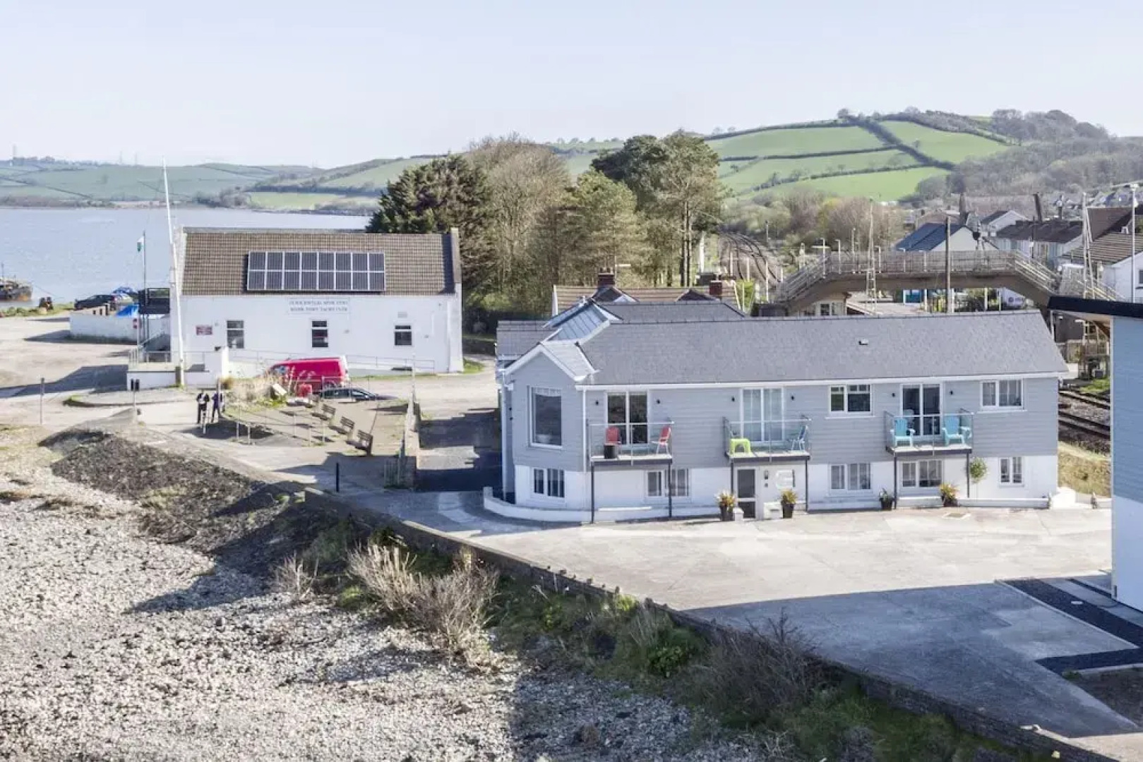 No. 4 Beach Cottages