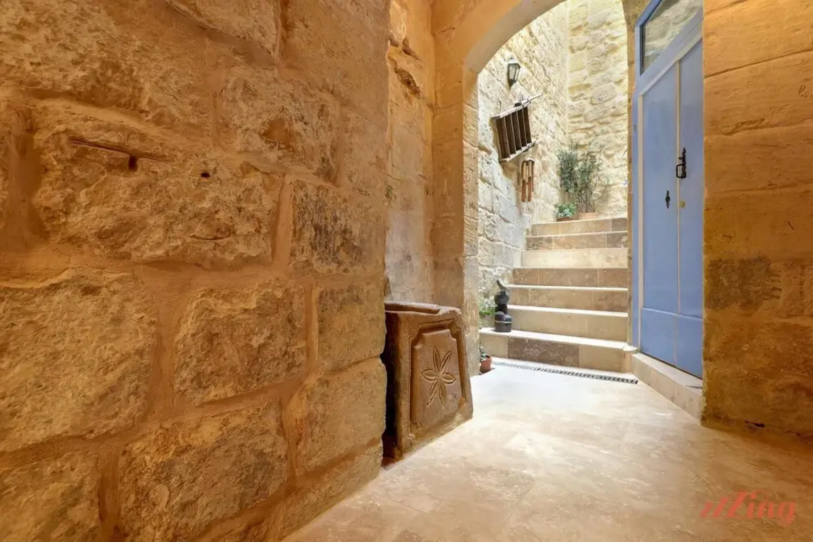 Deluxe Studio in a 900 yr old Luxury Home - 1