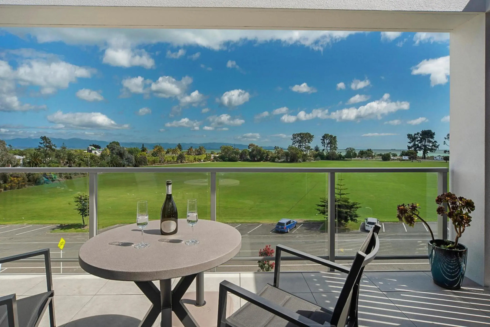 Tahunanui Oceanview Apartment
