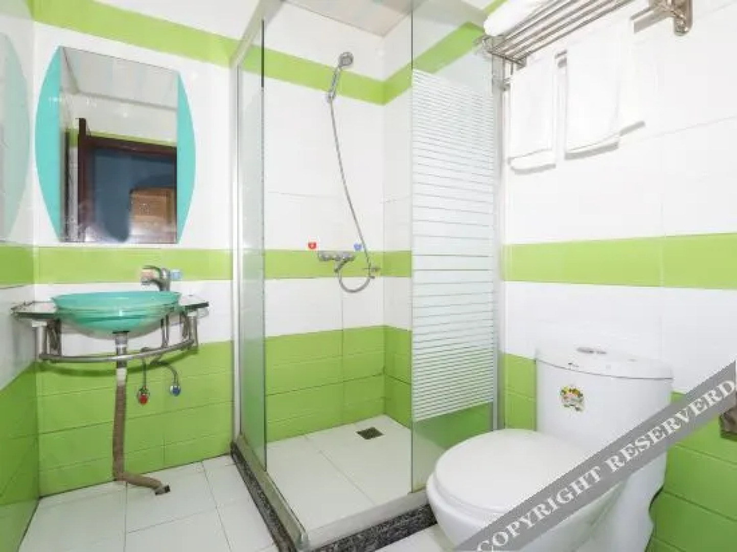 Kaifeng Happy 1+1 Hotel (Henan University Jinming Campus)