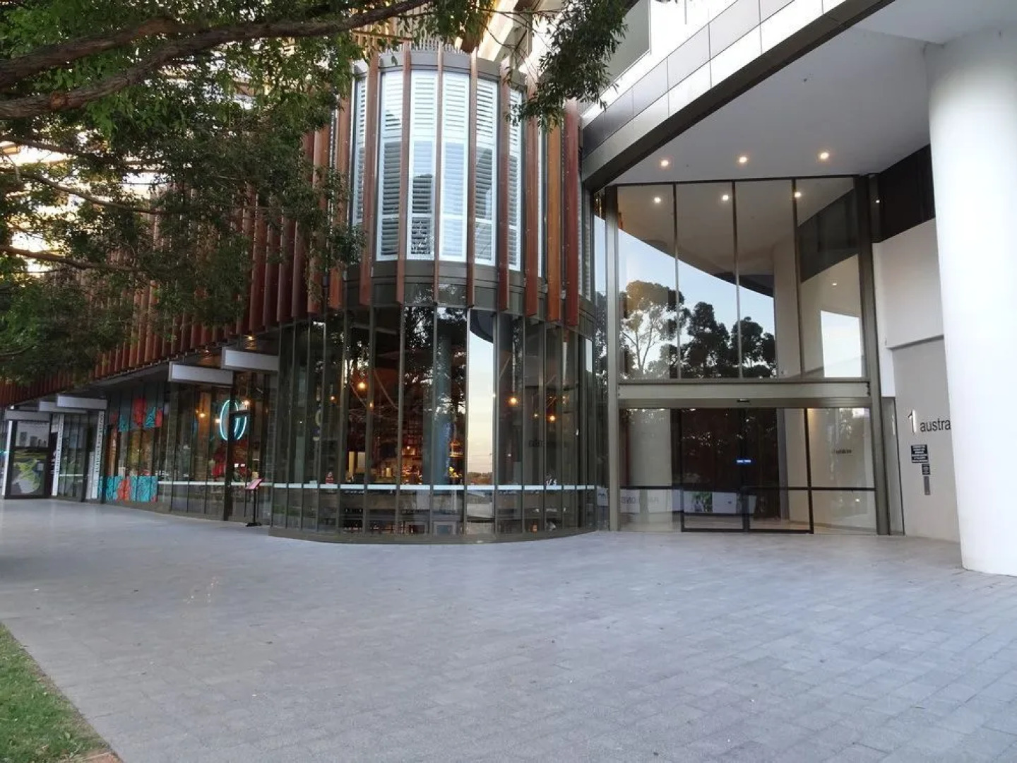 Sydney Olympic Park Apartment