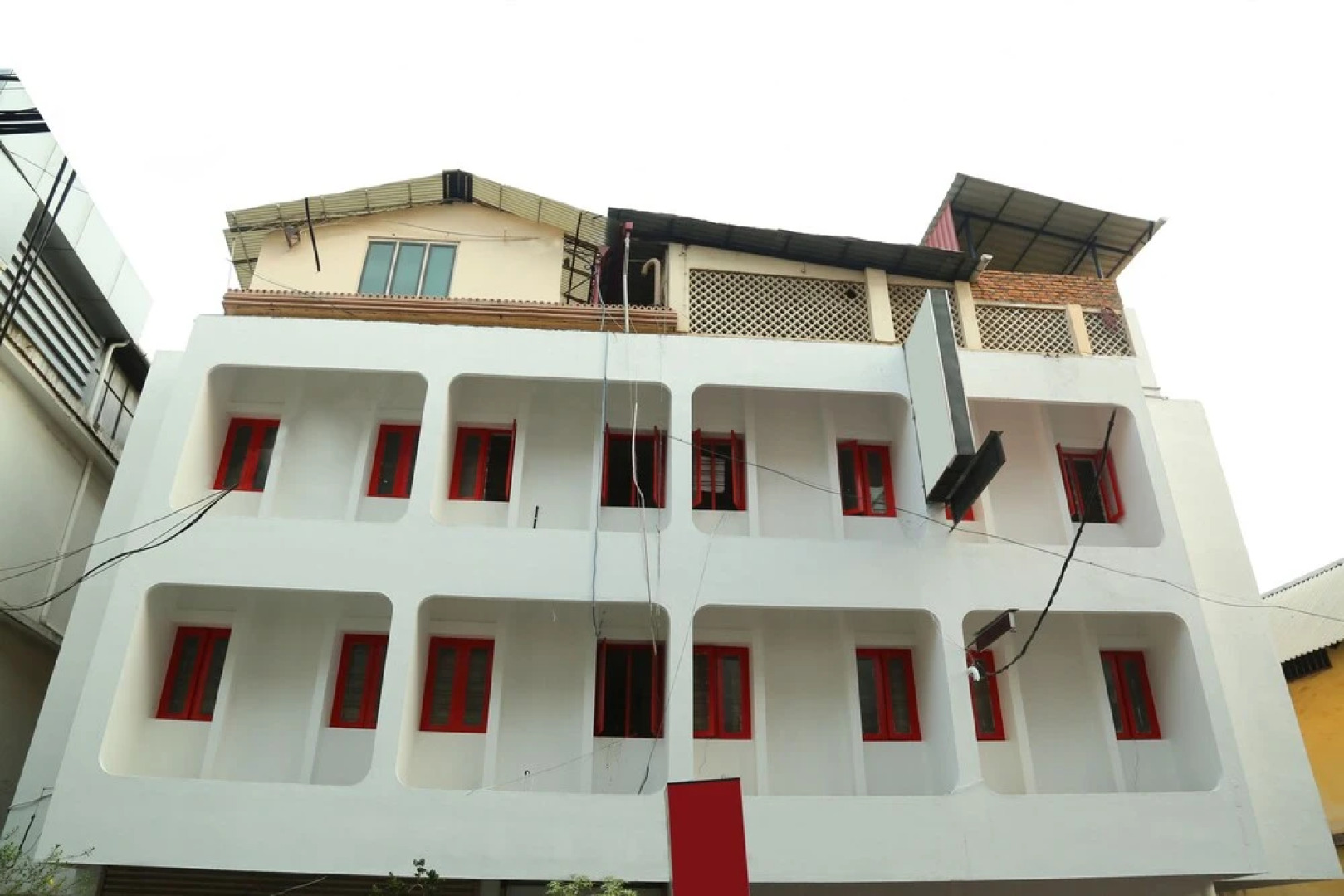 OYO 8892 Kadambari Regency