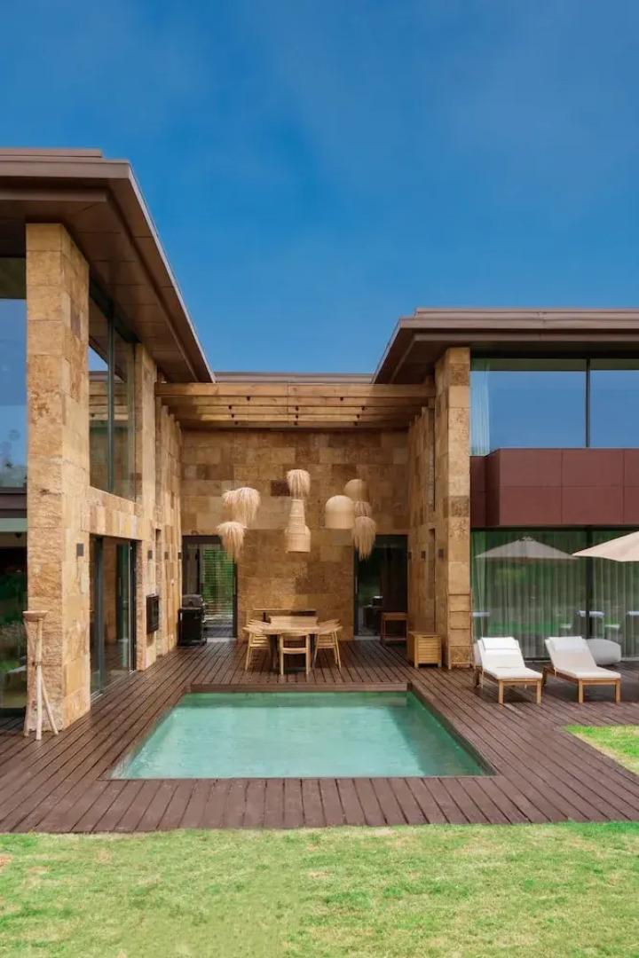 Troya Regal Villa By Cadenzalux