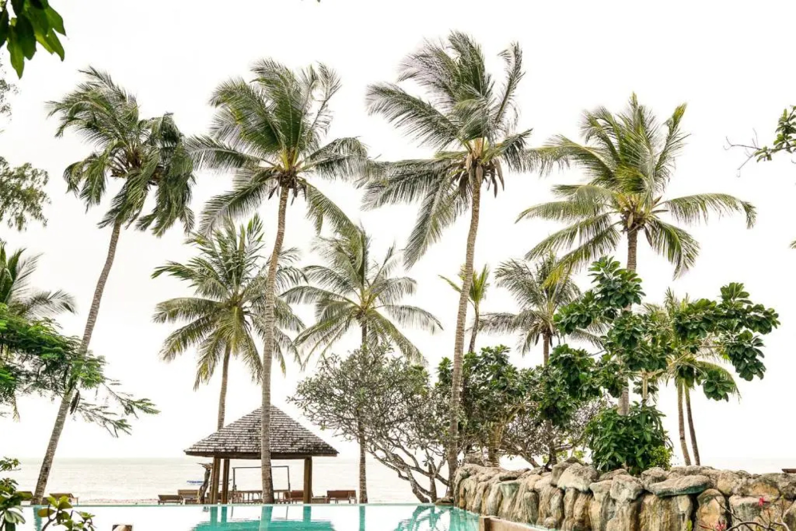 White Elephant Sea Lodge