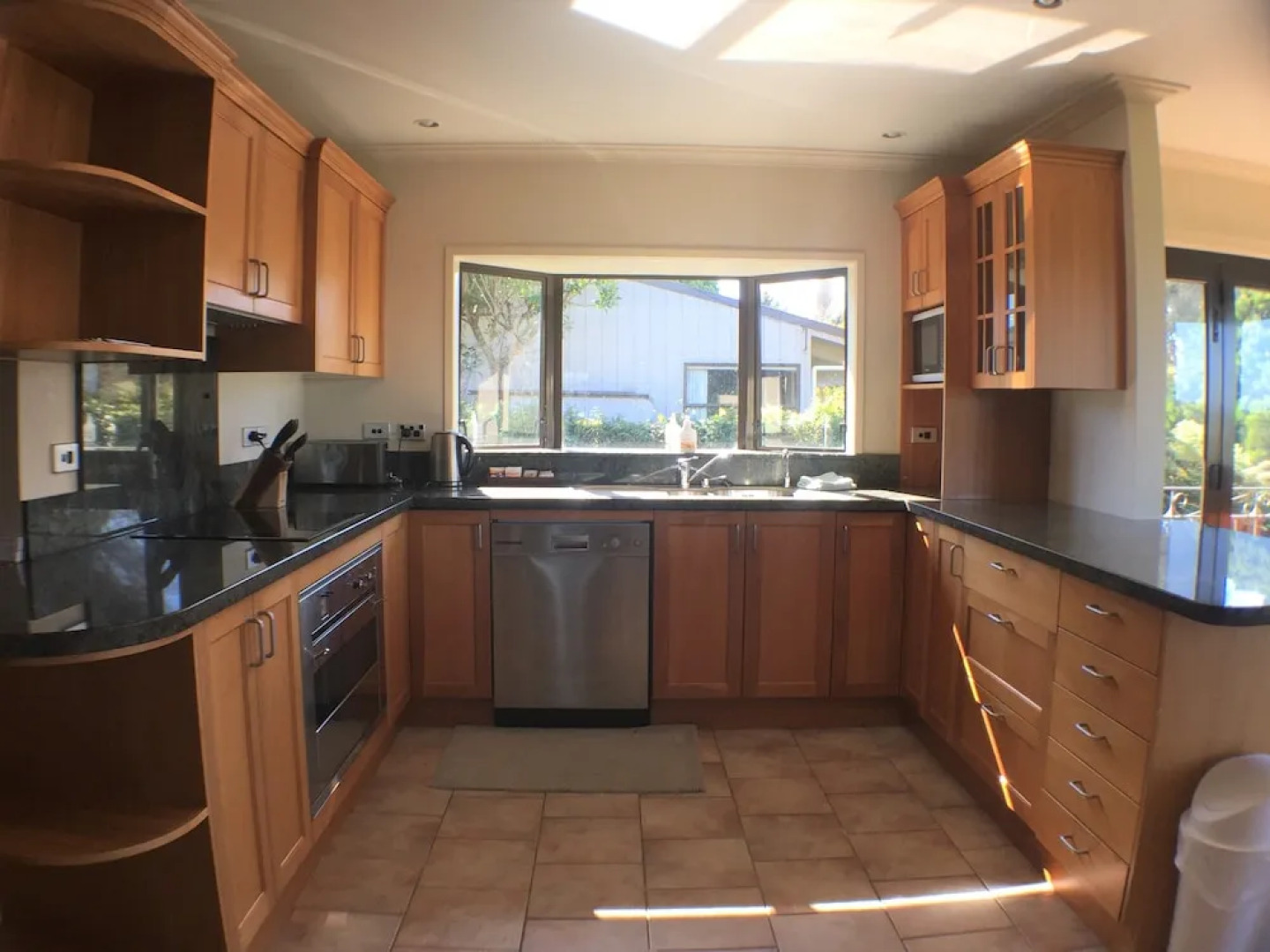 Luxury Country Views in Riverlea