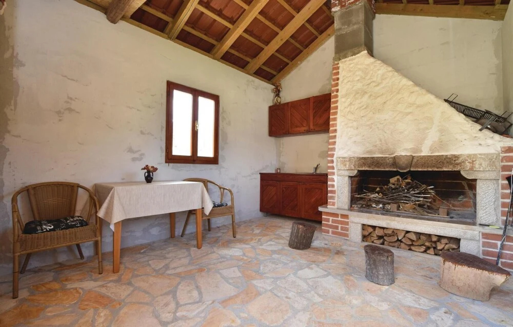 Awesome Home in Dugopolje With Wifi and 4 Bedrooms