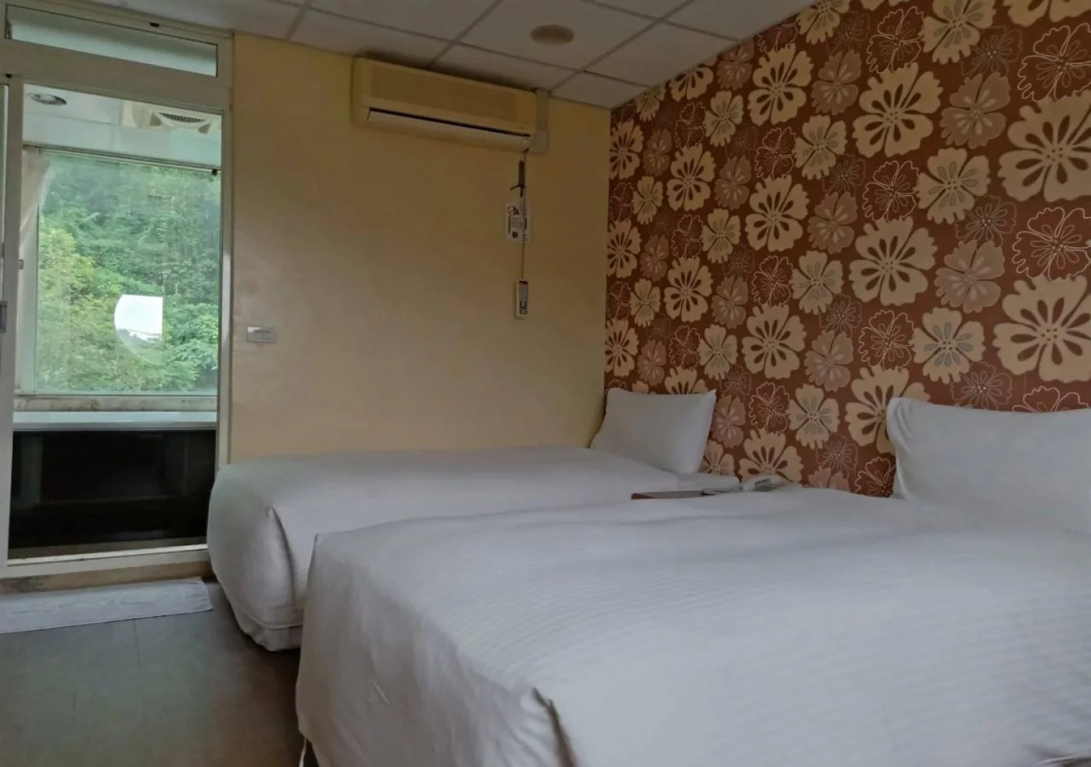 Ruixiong Hotspring Villa