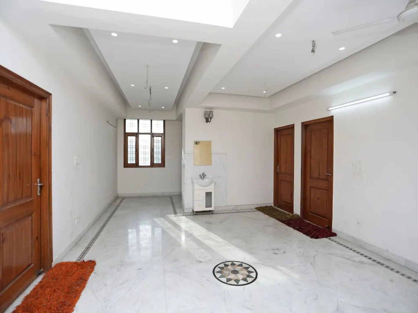 OYO 12502 City Hotel