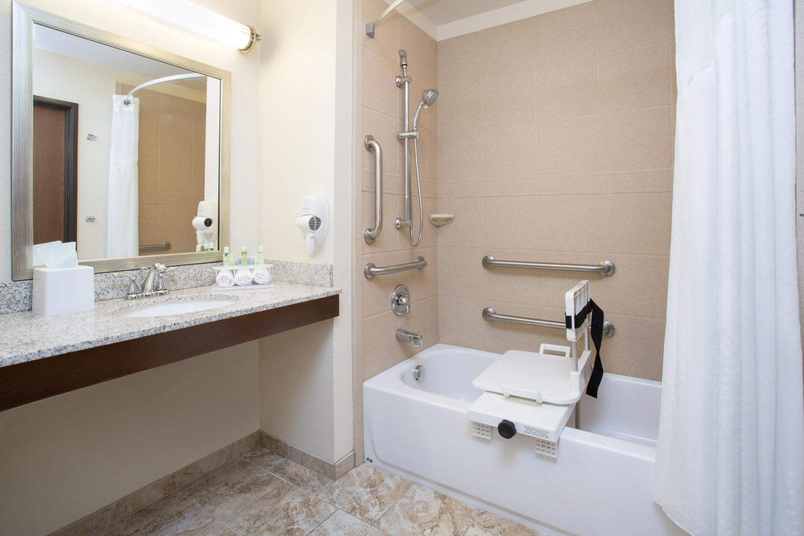 Holiday Inn Express & Suites Glendive by IHG