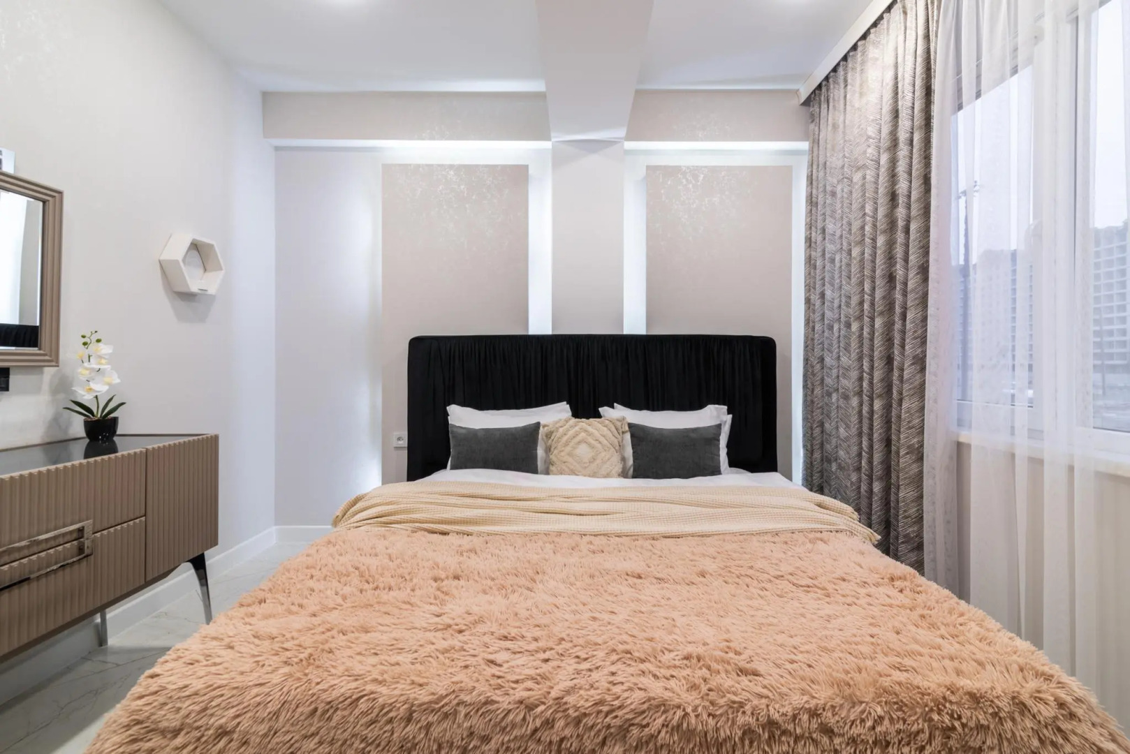 Bon voyage на улице Молодежная