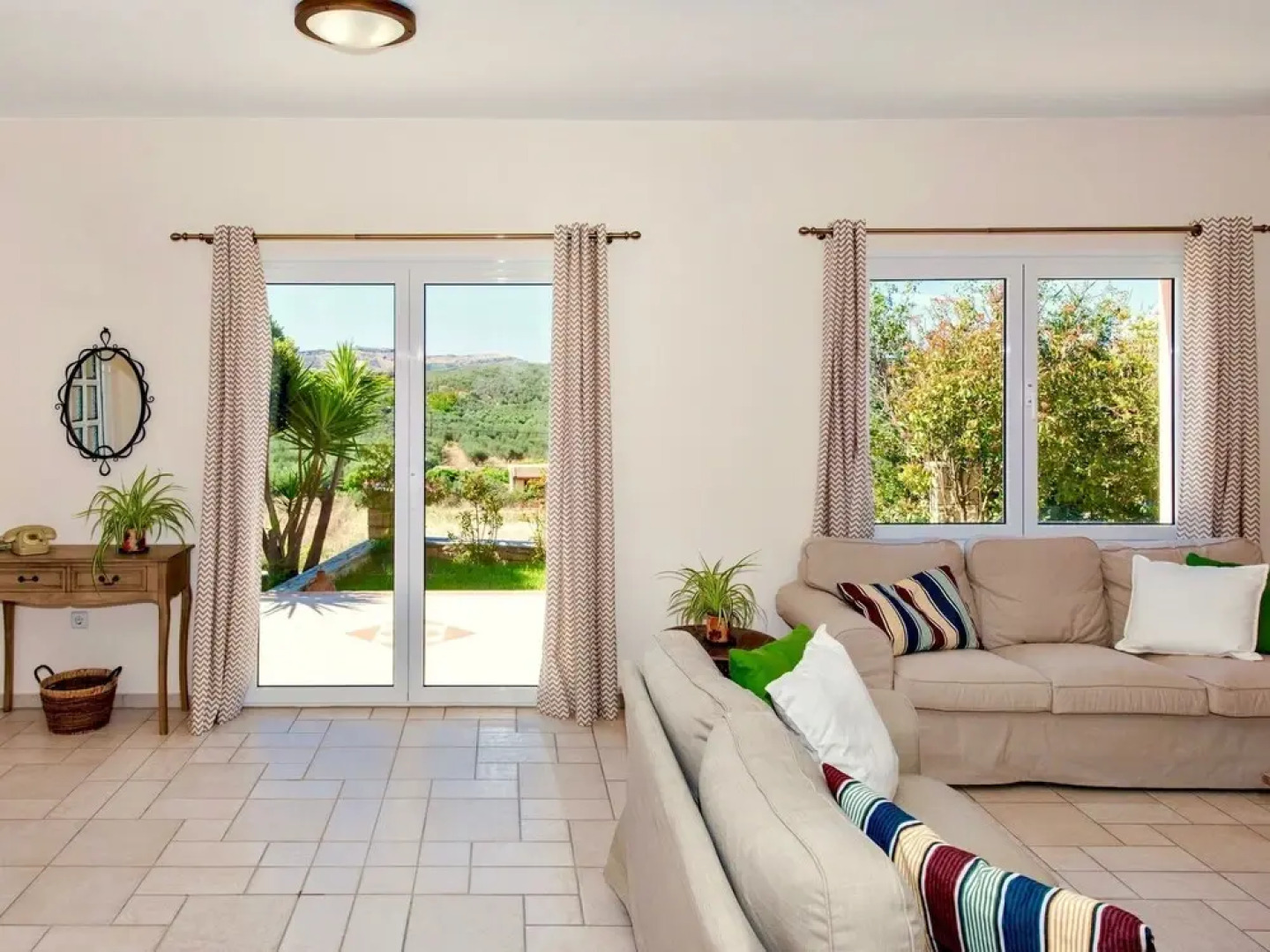 Villa Korini With Swimming Pool