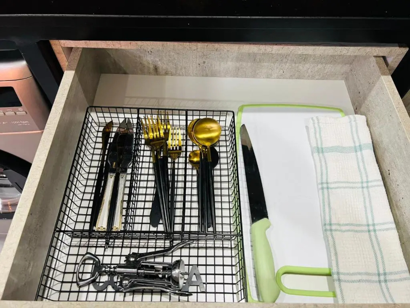 24 On Basil Boutique Aparthotel