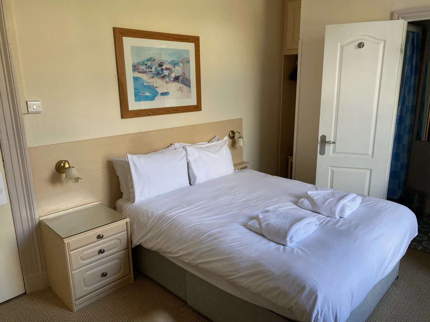 Victoria Hotel Menai Bridge